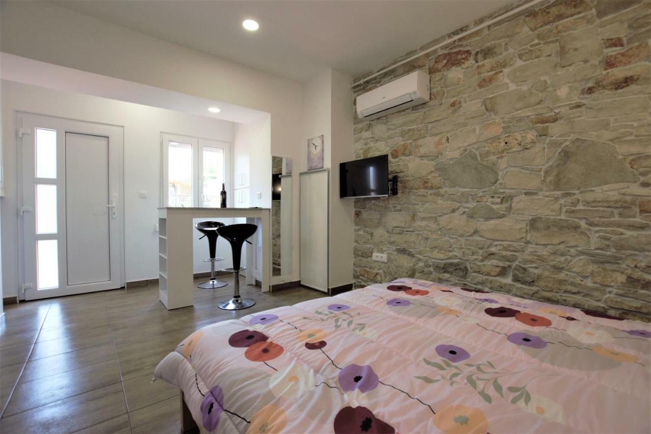 Studio Apartman Danijela Пула Екстер'єр фото