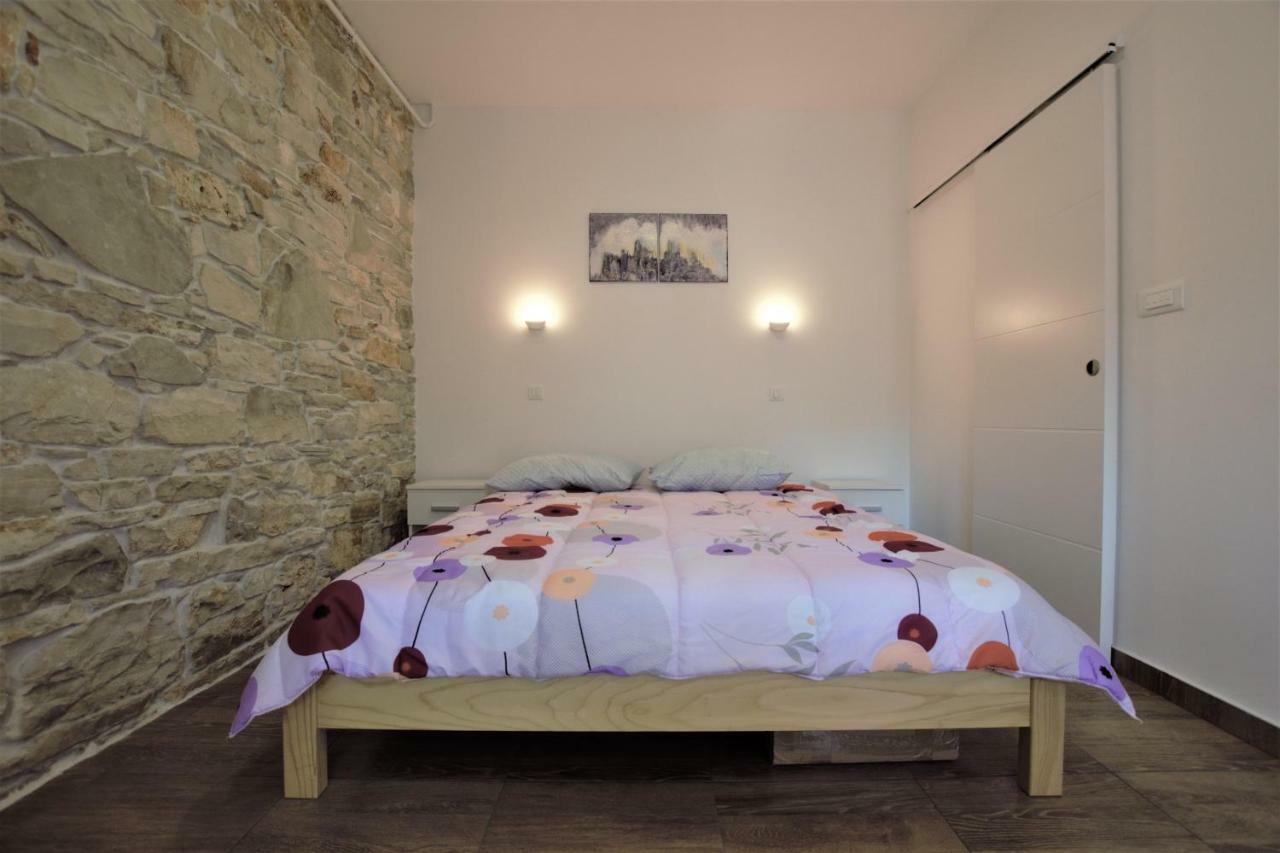 Studio Apartman Danijela Пула Екстер'єр фото